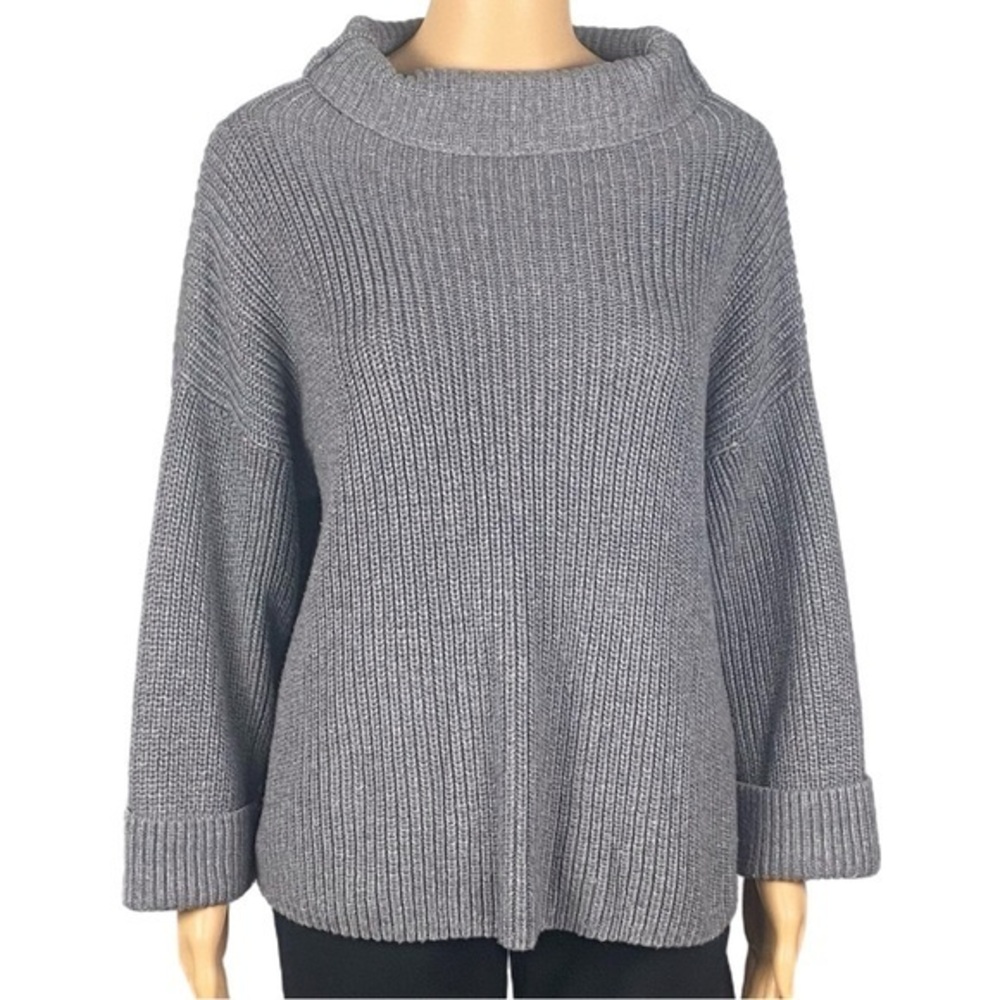 LORD & TAYLOR Gray Ribbed Knit Sweater cowl neckline 3/4 sleeves Small EUC